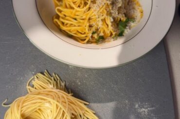 homemade spaghetti, tomato sauce