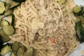 Creamy pasta with red trout and zucchini