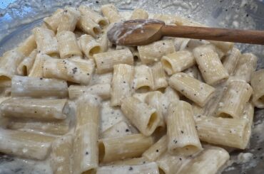 Rigatoni Cacio e Pepe
