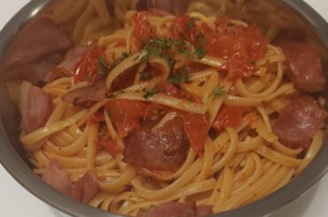 Pasta Al Pomodoro With Bacon