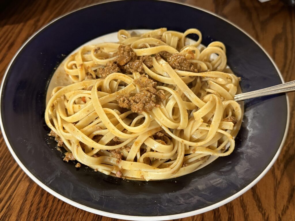 Fettuccine a la Bolognese