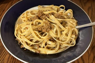 Fettuccine a la Bolognese