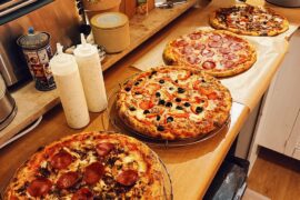 Pizza [Superbowl]Night Homemade Dominø$ Copy Edition de