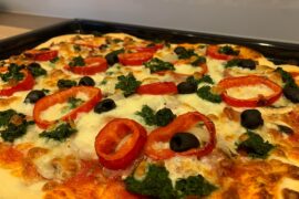 Second attemp to make a homemade Pizza