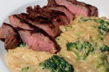 Cheesy orzo and broccoli with sirloin steak