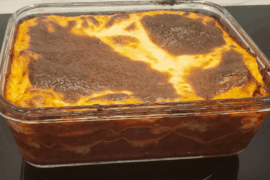 Lasagne avec bolognaise mijoter pendant 2h