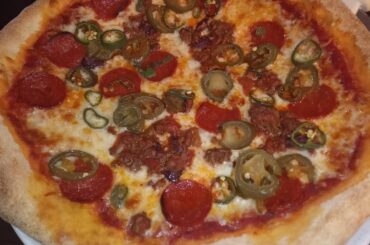 Hot and Spicy 🔥🍕 at pub