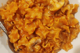 Homemade marinara sauce with mushroom pasta 🍝