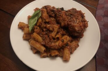chicken cacciatore with rigatoni