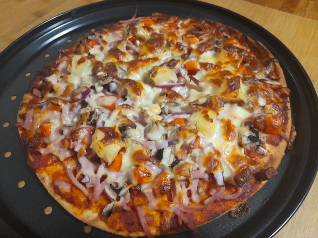 My first homemade pizza - hope you guys like it!
