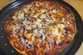 My first homemade pizza - hope you guys like it!