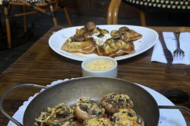 Today's lunch 😍 Which one do you think was better?