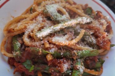 Bucatini Amatriciana with asparagus