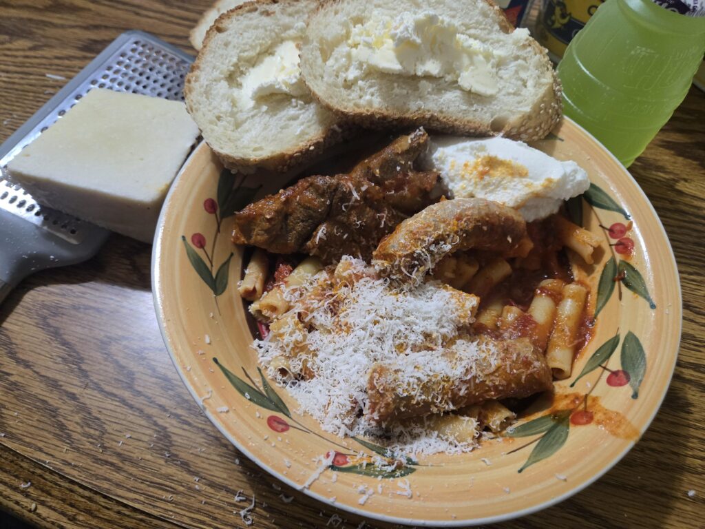 Ziti w sausage and pork neck bones-happy Sunday!!!!