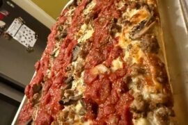 Tried out a Detroit style pizza recipe I saw on Reddit last week