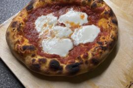 Neapolitan style pizza (poolish dough) in home oven