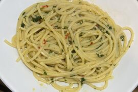 Simple and delicious Aglio e Olio is a lifesaver in these economically hard times