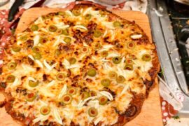 Crispy whole wheat crust, mushrooms, olives, garlic, provolone and mozzarella