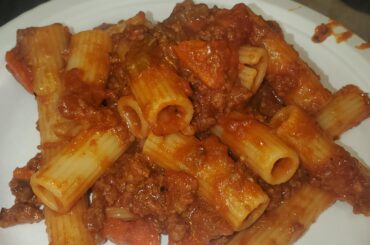 Rigatoni bolognese
