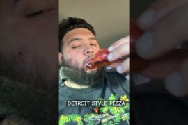 DEEP DISH PIZZA WAS ON POINT 🍕😮‍💨 #shorts #food