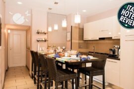 Bed & Breakfast Armonie Romane | Rome, Italy | Hotel Review 🏩