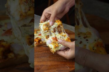 Instant Bread Pizza Recipe 🔥 | Crispy & Cheesy Snack 😋 #shorts