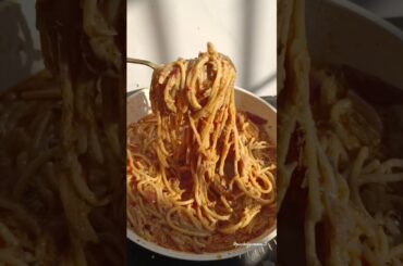 Caramelized Onion & Garlic Spaghetti 🔥(Full recipe pinned in the comments) #shorts #fyp #shortsfeed