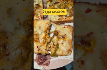 5min bread pizza recipe | homemade pizza recipe #nufukirasoi #youtubeshorts #pizza #shorts
