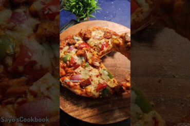 Itna easy tareeke se bina Oven aur Maida ka Pizza kabhi try kiye hai???😍😋 #shorts #youtubeshorts