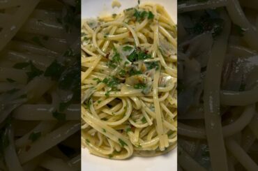 Aglio e Oglio for One 🧄 #fyp #pasta #delicious #italian #garlic #easyrecipe