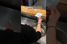 Chiedo troppo? 😭😭😭🍷🍷🍷 #winelover