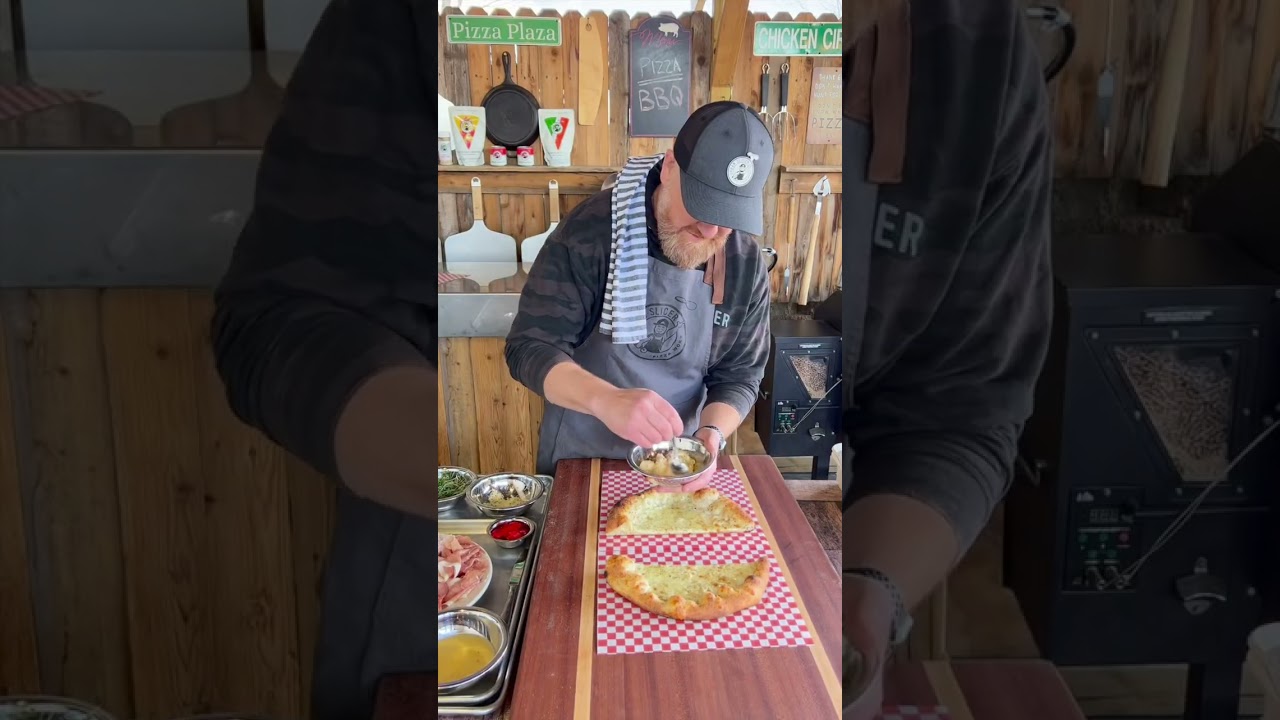 The Crack Bread Sandwich you didn’t know you needed! 🍕🥪 The Crack Bread Sandwich you didn't know you needed! 🍕🥪