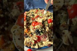 Mediterranean Quinoa Chicken Salad