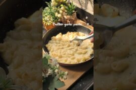 5 minutes butter garlic pasta. 🍝 #pasta #cooking #shorts #cooking #recipe