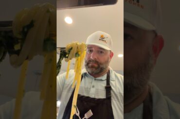 Rapini (Broccoli Rabe) Pasta! #broccolirabe #italian #recipe 🥦🍝