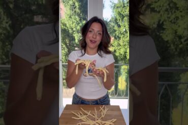 11/8/25: Le ricette di Carmen R. "Maccheroni (fatti in casa) al pomodoro, semplicemente…💘"