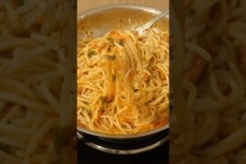 #garlic cherry tomato pasta#pasta recipes simple and easy#how to make pasta at home easy#shorts