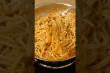 #garlic cherry tomato pasta#pasta recipes simple and easy#how to make pasta at home easy#shorts