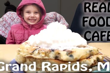 GREAT Place to Eat in Grand Rapids, MI | Real Food Cafe | Family Travel Information