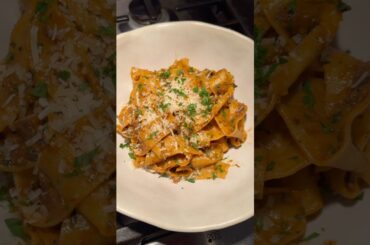 Bet You Can’t Tell There’s No Meat In This Pasta!! Porchini Ragu Recipe