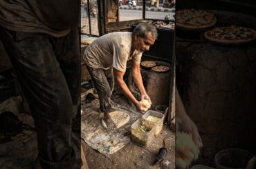 Italian Chefs are crying watching this... 😭🍕#streetfood #pizza #india #funny #memes #viral #shorts