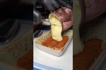 TABLESIDE TIRAMISU AT MERCATO DELLA PESCHERIA AT THE VENETIAN IN LAS VEGAS #italianfood #tiramisu