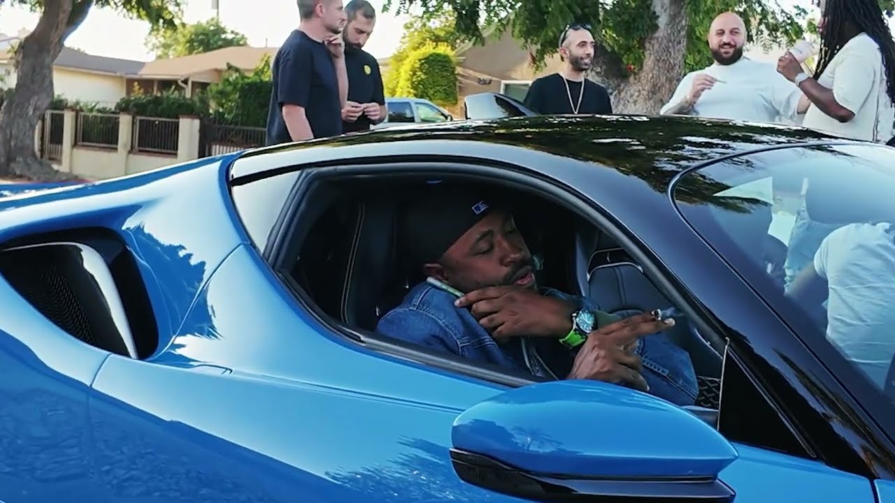 Mike WiLL Made-It ft. NBA Youngboy & Chief Keef – ROOMS (Official Visualizer) Mike WiLL Made-It ft. NBA Youngboy & Chief Keef - ROOMS (Official Visualizer)