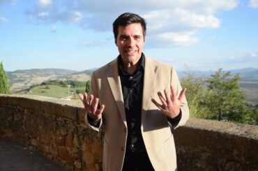 Discover La Luna Toscana | Experience Italy Like a Local