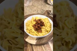 My fast Mac n’ Cheese that ROCKS!!! #shortsfeed #shortsvideo #macandcheese #food #cooking