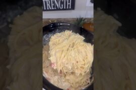 Crockpot Chicken Spaghetti #shorts