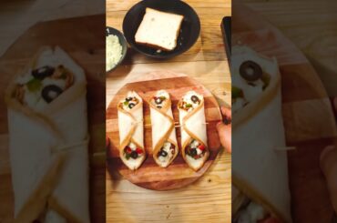 Today we make Bread Pizza Rolls 😋 - Recipe - ARY Minute Munchies