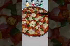 pizza recipe #pizzalover #pizzarecipeathome #restaurantstyle #ytshorts #cooking #subscribe #like