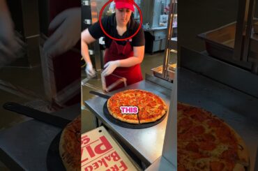 This intern knows exactly how to cut the Pizza 🤯