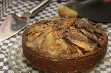 Apple Cake Italian Style Recipe my own version pours with apple marmalade the taste driven you crazy